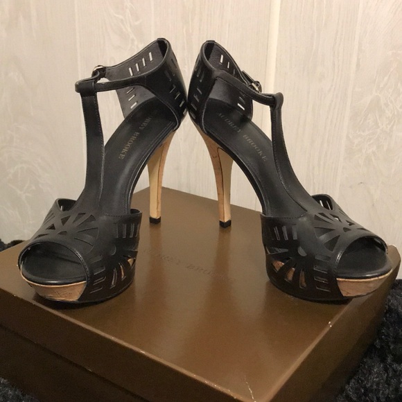 Audrey Brooke Shoes - Audrey Brooke Black LL Pumps